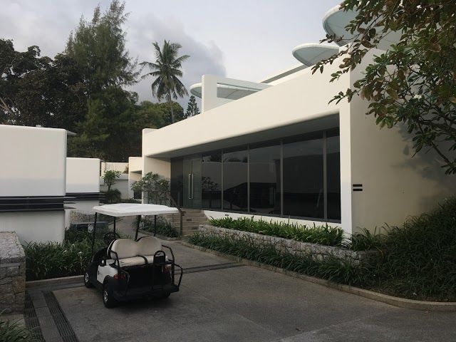 Kata Rocks Resort & Residences